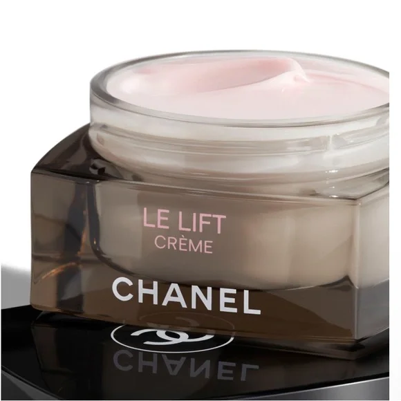 {Chanel} Le Lift Crème Riche BNIB **PRICE FIRM**